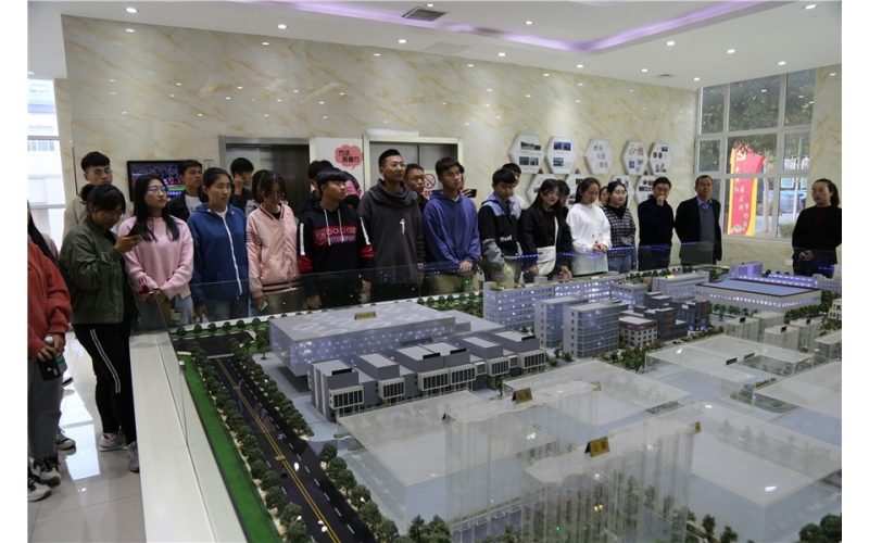 淄博职业学院大学生职业发展协会来方达参观学习
