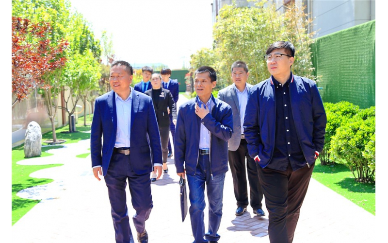 发改委《齐鲁周刊》专程来方达专访报道贾雷声董事长