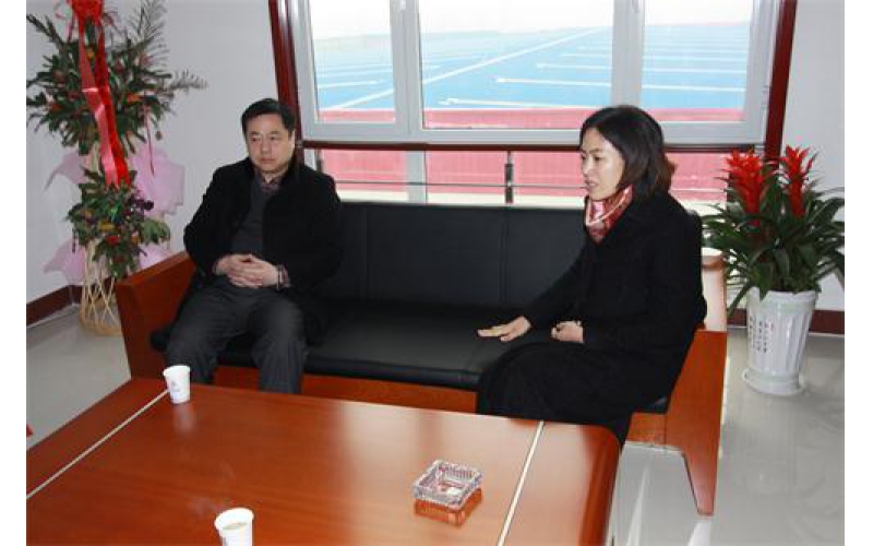 淄川区服装城管理委员会郭海鹏书记、鲁中网李波总经理一行莅临方达电商园参观考察